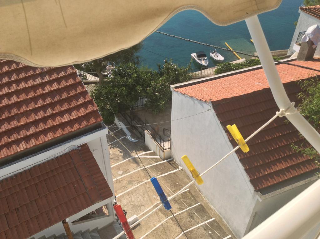 Kostas Rooms Votsi  Bagian luar foto