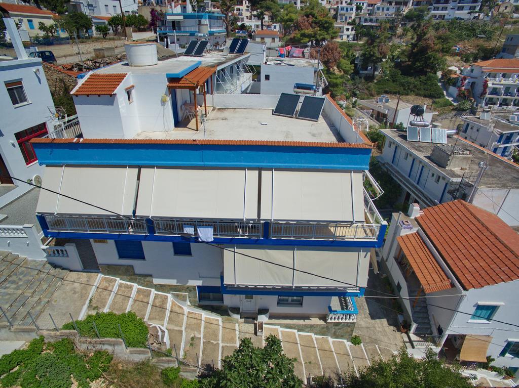 Kostas Rooms Votsi  Bagian luar foto