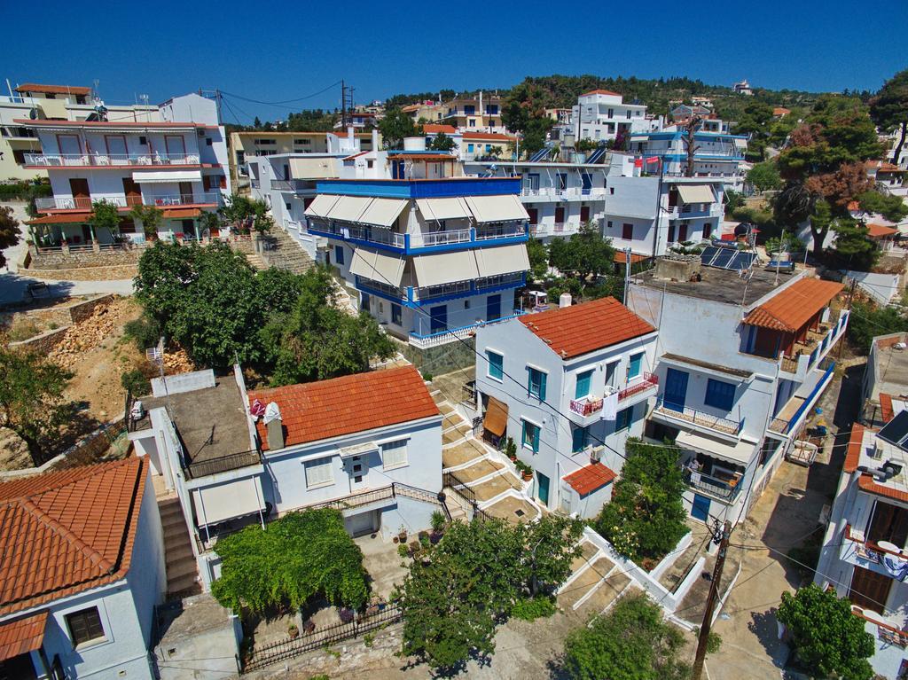 Kostas Rooms Votsi  Bagian luar foto